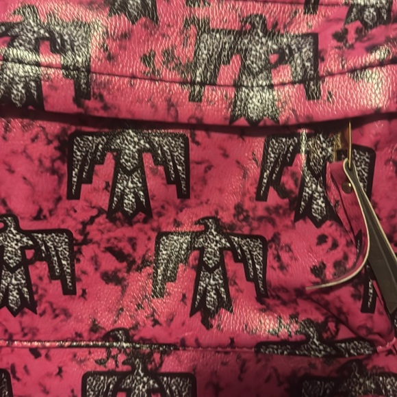 Backpack - Picture 2 of 4